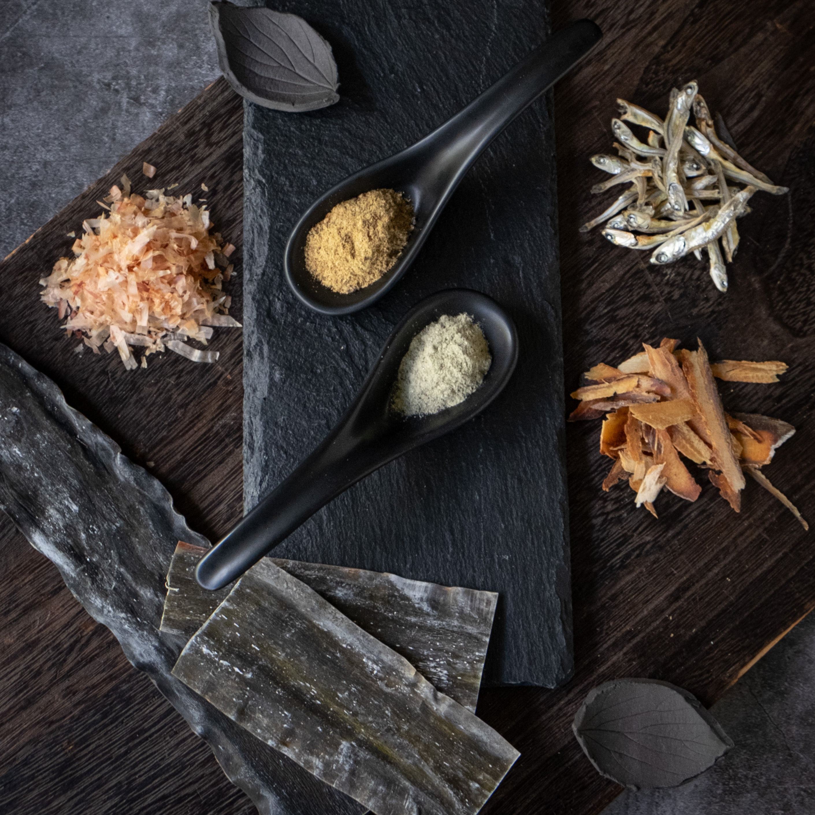 無添加 かつおの万能だし 170 g